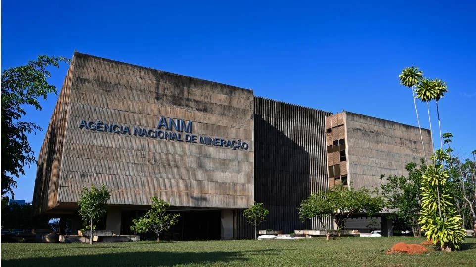 Fachada da Agência Nacional de Mineração, em Brasília