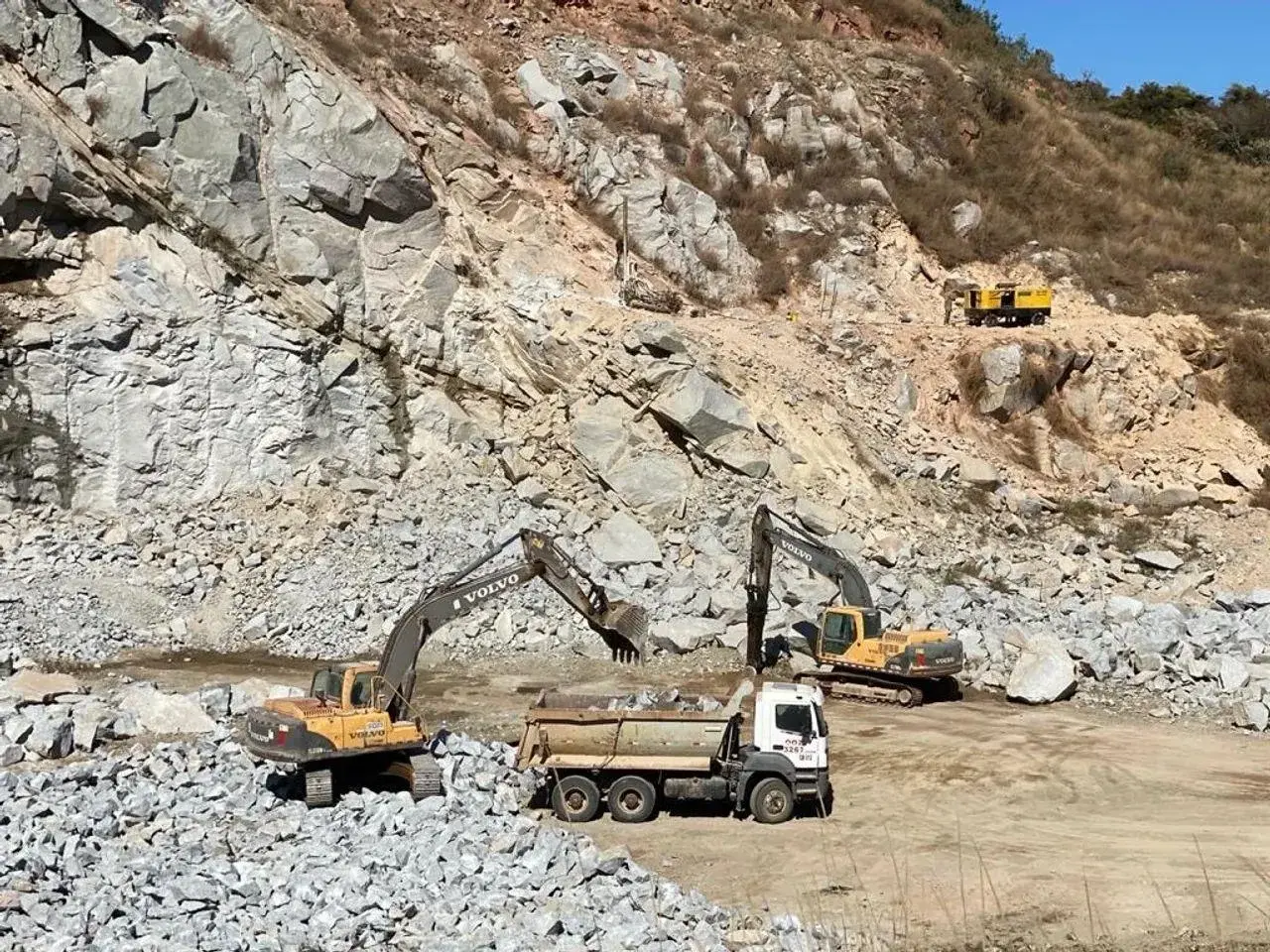 Atividade de extração mineral em Minas Gerais
