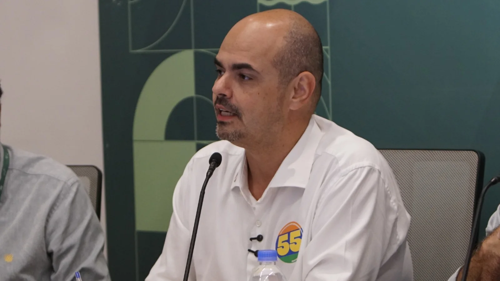 Simões quer cobrar 1,65% de minério vendido sem industrialização em Minas