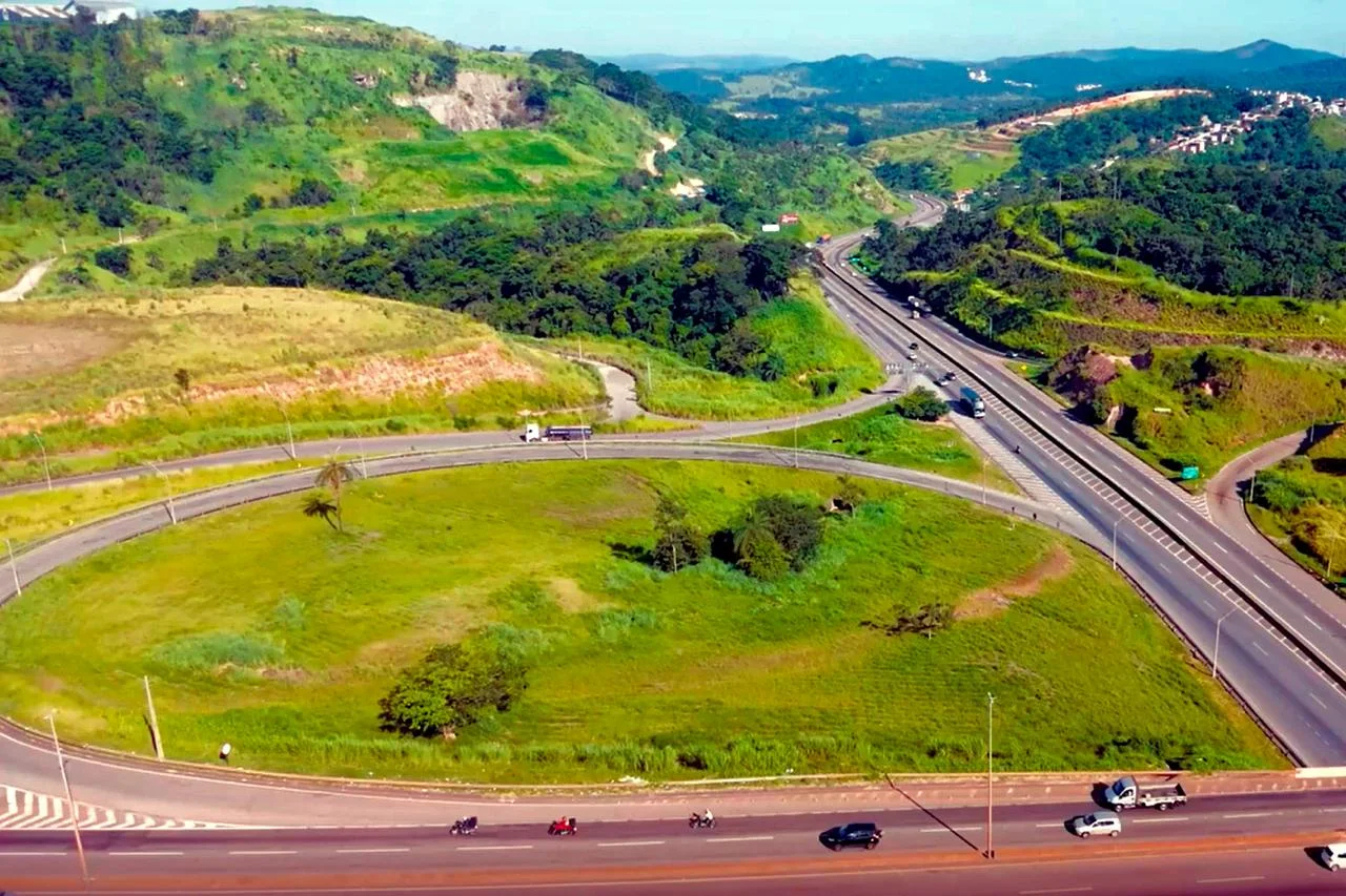 R$ 2,74 bilhões para a BR-262: obras podem melhorar logística da mineração em Minas